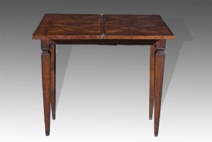 Folding game table